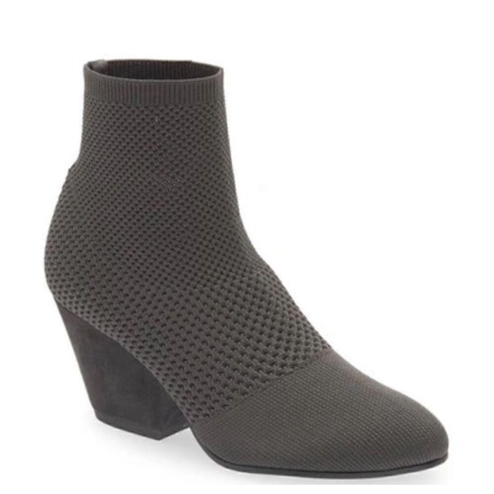 Eileen Fisher Dahlia Bootie in Graphite NWOB Size 6 1/2